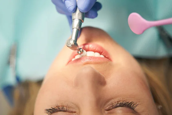 Essential Guide to Choosing the Right Tooth Fillings for Your Dental Needs